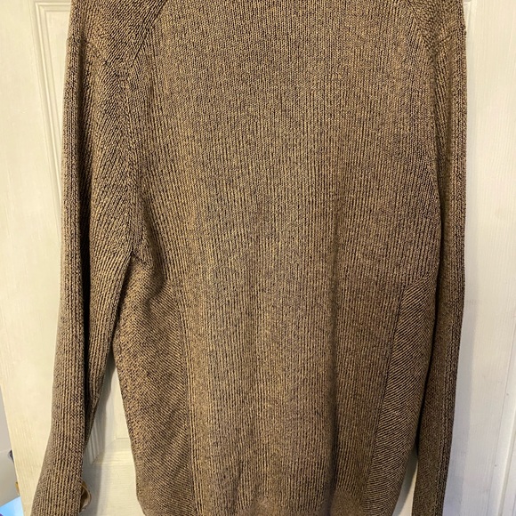 Size XL mens sweater Le Chateau - Picture 2 of 3